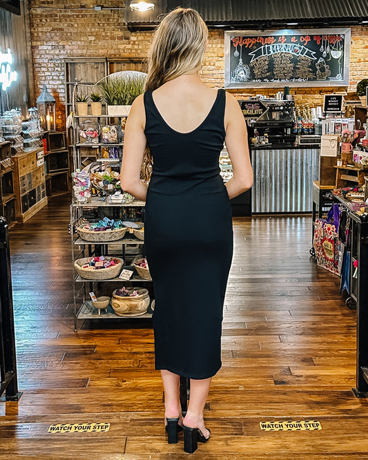 Casually Yours Midi Dress In Black