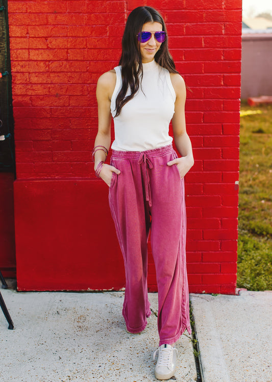 Chill Tone Knit Pants in Wine