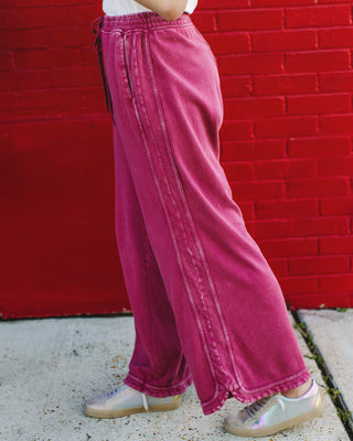 Chill Tone Knit Pants in Wine