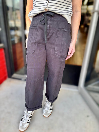 Black Barrel Crop Jean - Risen