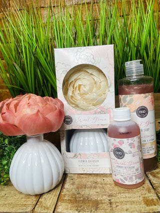 Sweet Grace Wrinkle Release Spray – Lucy's Boutique